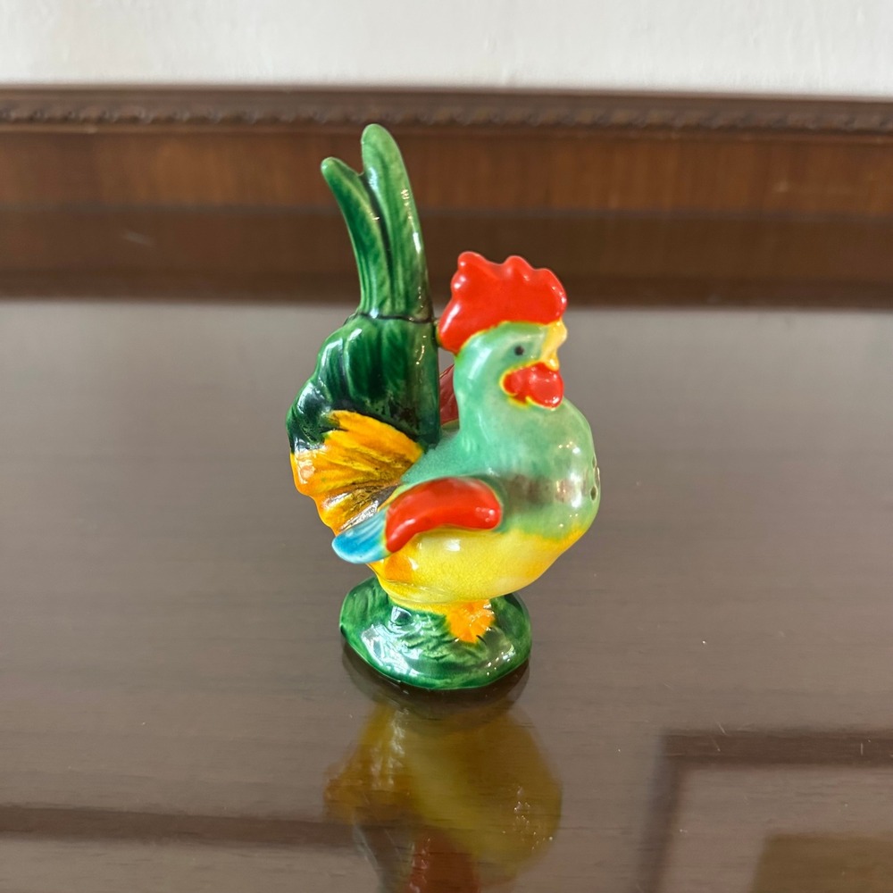 Vintage Made in Japan Ceramic Rooster Salt‎ Pepper Shaker Figurine Colorful 5"